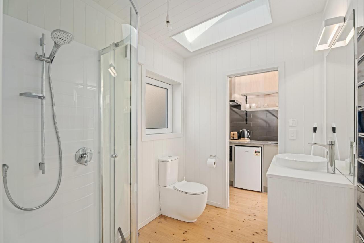 Lagoon Huts - Albert Town Holiday Unit Villa Wanaka Exterior photo